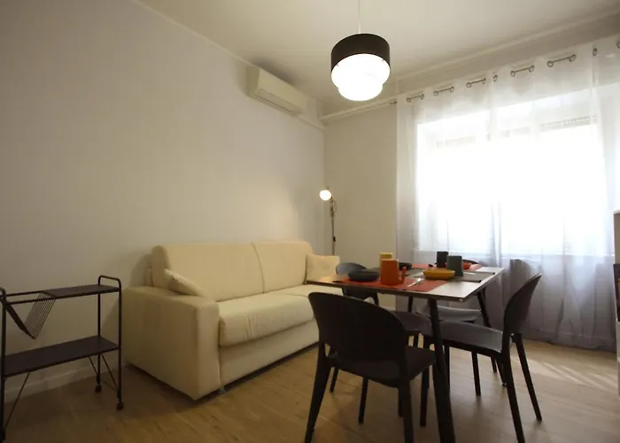 Vascello House